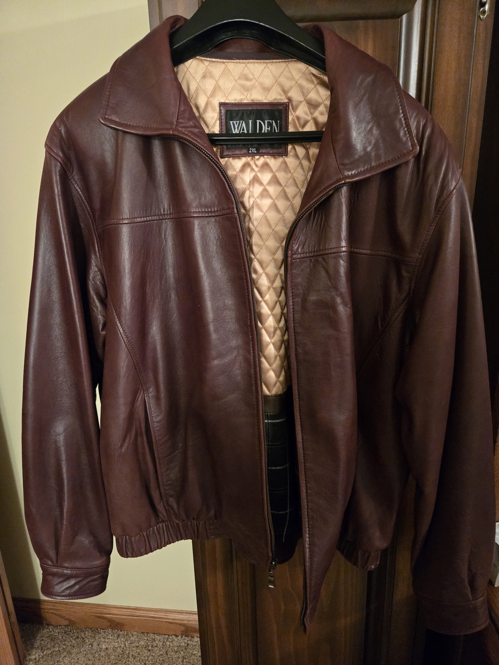 Men's Dark Briwn Leather Bomber Jacket
